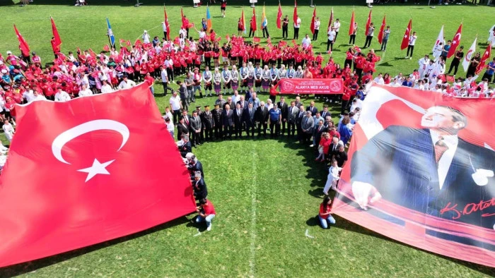   19 Mayıs Alanya&rsquo;da Coşkuyla Kutlandı