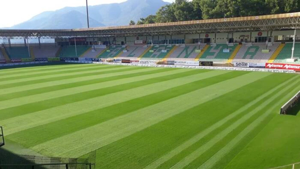 Alanya Oba Stadı Yenileniyor!  İhale Tarihi Belli Oldu
