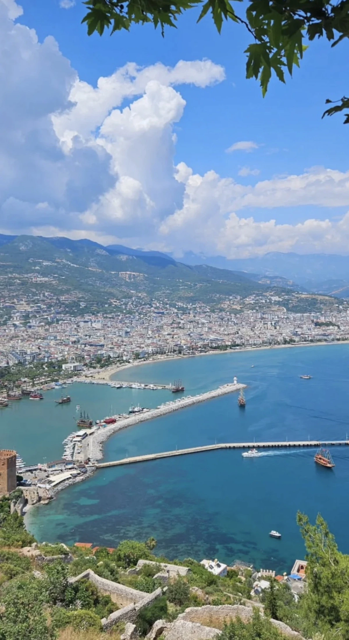  &ldquo;ALANYA TURİZMİNDE YANGIN Y&Ouml;NETMELİĞİ KRİZİ&rdquo; 