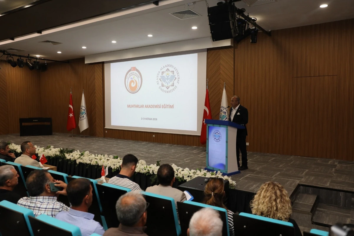 Alanya&rsquo;da Muhtarlar Akademisi Başladı:  Muhtarlara Sertifikalı Eğitim Programı
