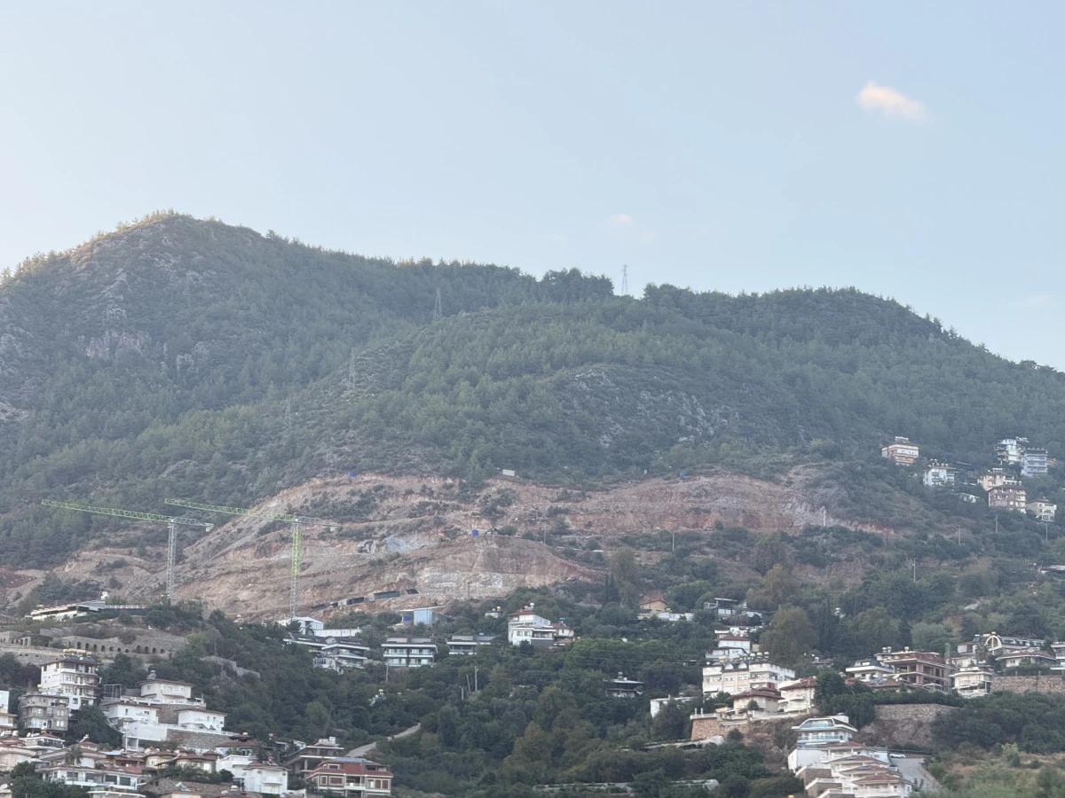 Alanya&rsquo;da TOKİ İnşaatı İ&ccedil;in Su Baskını Uyarısı! Okullar Risk Altında