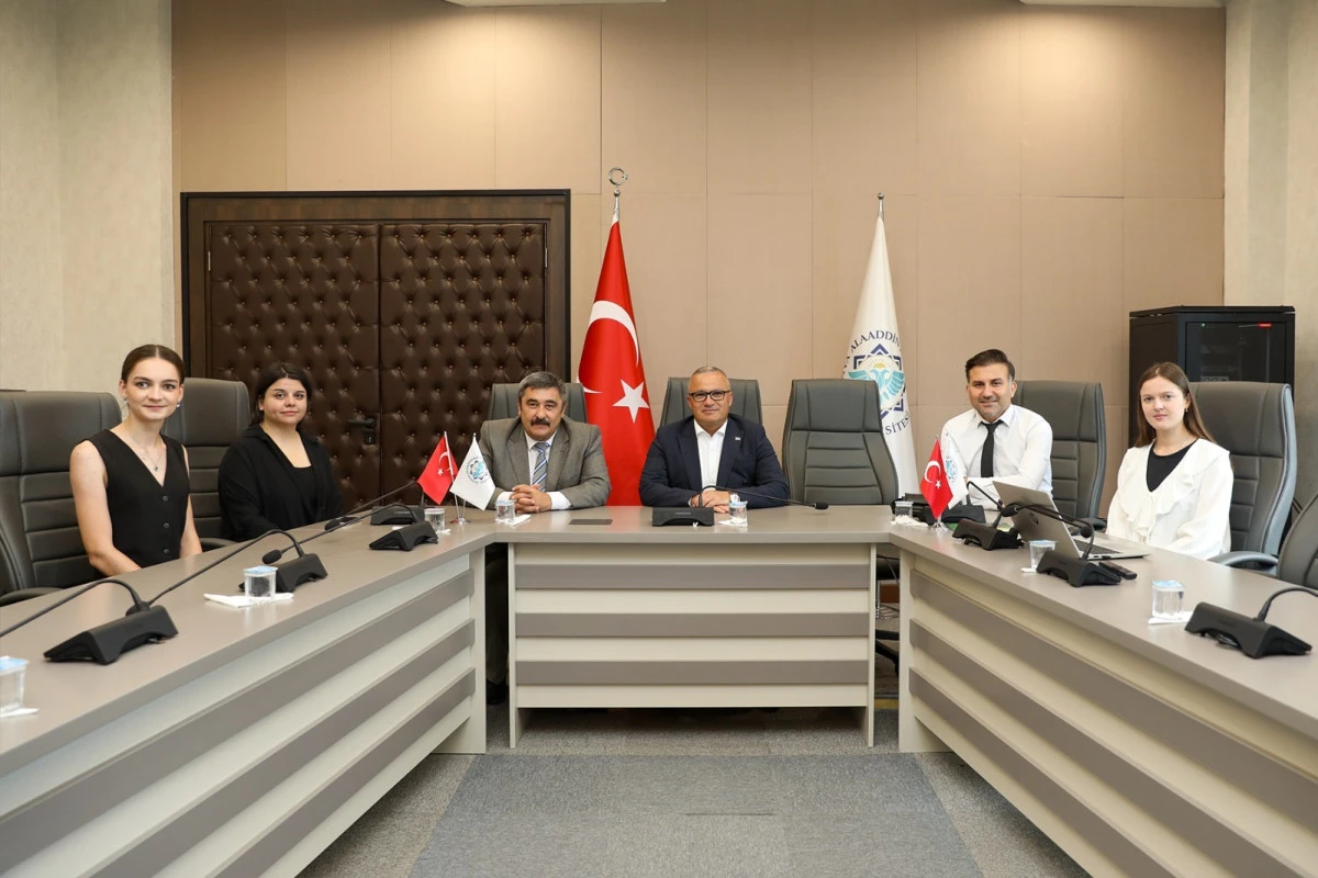 ALK&Uuml; İLE COMRAT DEVLET &Uuml;NİVERSİTESİ ARASINDA İŞ BİRLİKLERİ ARTACAK 