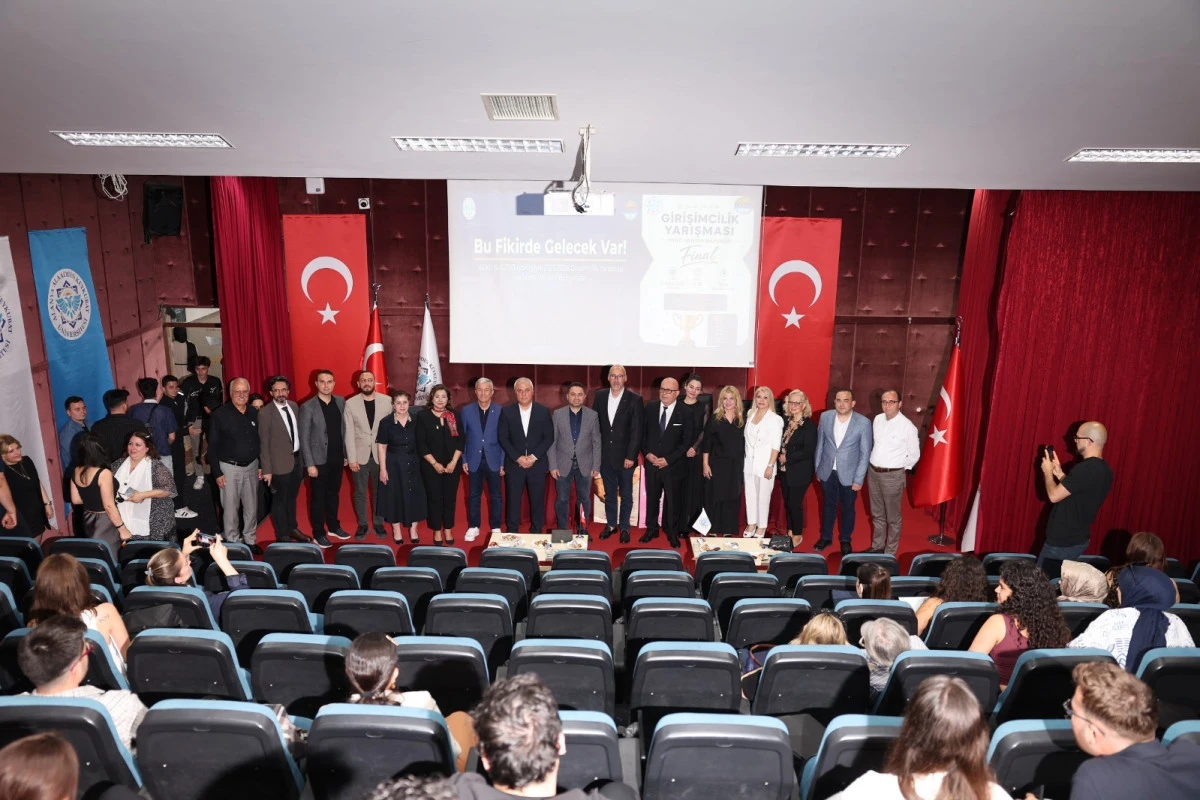 ALK&Uuml; ve ALTSO&rsquo;dan Girişimcilik Zirvesi:GELECEĞİN GİRİŞİMCİLERİ &Ouml;D&Uuml;LLERİNİ ALDI