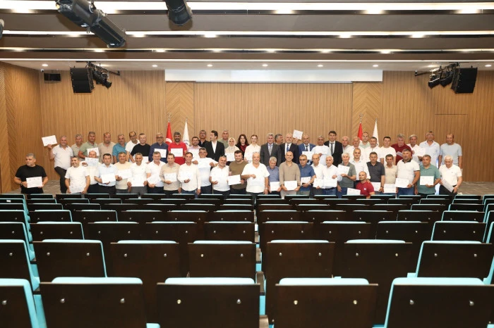 ALK&Uuml;&rsquo;de Muhtarlar Akademisi Tamamlandı: 6 İl&ccedil;eden Muhtarlar Sertifikalarını Aldı