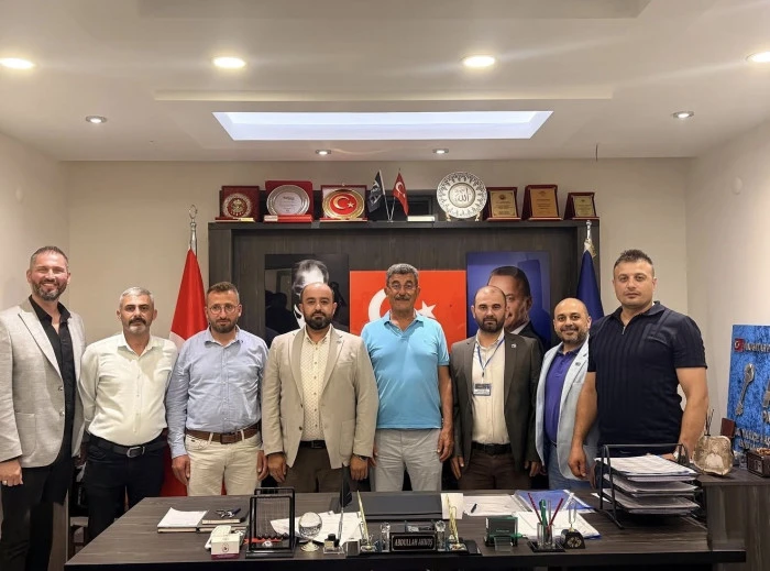 Anahtar Parti Genel Başkan Yardımcısı  ve Siyasi İşler Başkanı Ayhan Erel&rsquo;den  Alanya İl&ccedil;e Başkanlığına Ziyaret