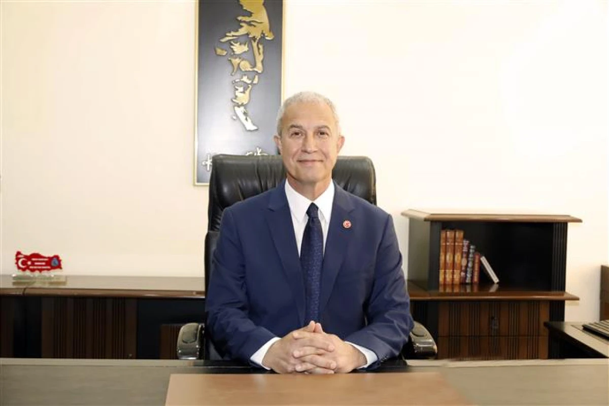 Osman Tarık &Ouml;z&ccedil;elik CHP&rsquo;den İstifa Etti: &ldquo;Alanya Halkının Emanetine Sahip &Ccedil;ıkacağım&rdquo;