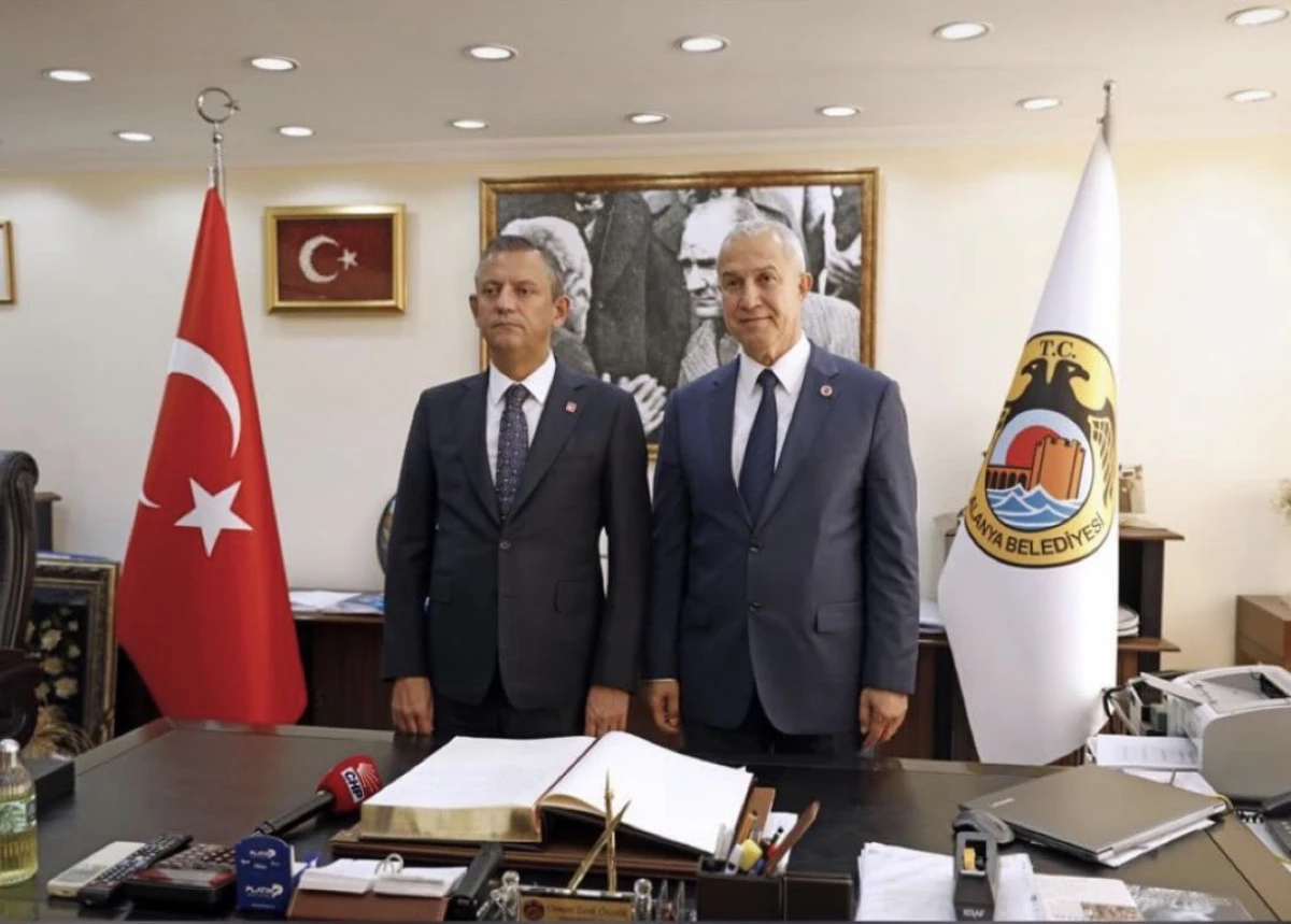  &Ouml;z&ccedil;elik&rsquo;ten  &Ouml;zg&uuml;r &Ouml;zel&rsquo;e tam destek  paylaşımı