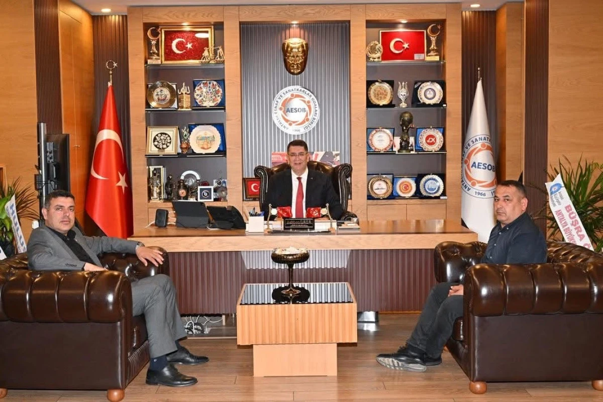 Pazarcılar Odası Başkanı G&ouml;k&rsquo;ten AESOB Başkanı Dere&rsquo;ye hayırlı olsun ziyareti