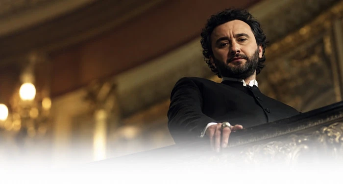  Şarkıcı Nev Hayatını Kaybetti
